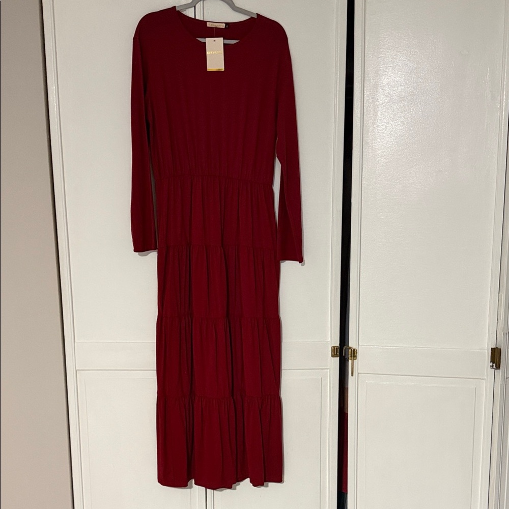 Elegant Red Long Sleeve Dress